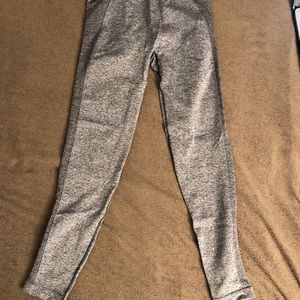 Grey large high waisted flex leggings.